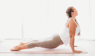 Upward Facing Dog on Para Rubber Yoga Mat - Rose
