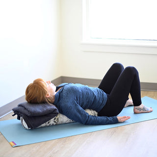 Constructive Rest Pose with Junior Yoga Bolster - Wild Sky, Wool Blanket - Gray, Tapas® Original - Rain