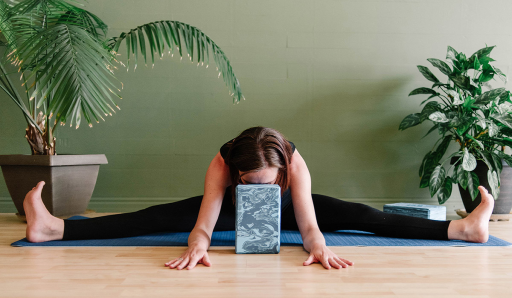 Upavistha Konasana with Marbled Foam Yoga Block - Surf Blue