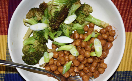 Chickpea Curry with Lime Broccoli