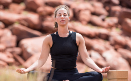 Yogimag : Zafu de voyage 100% naturel le mini coussin de méditation yoga