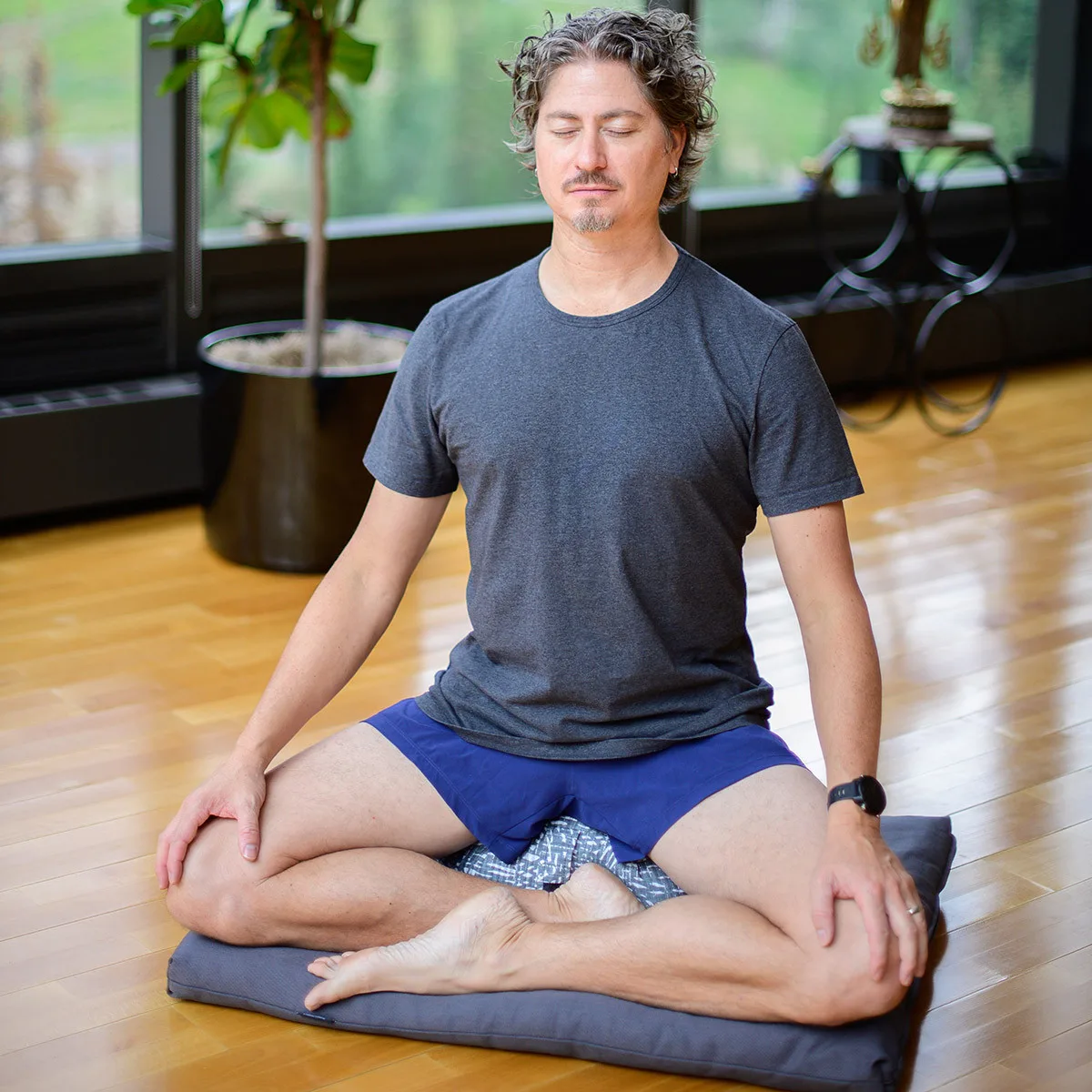 Three Ways to Sit On a Zen Meditation Cushion